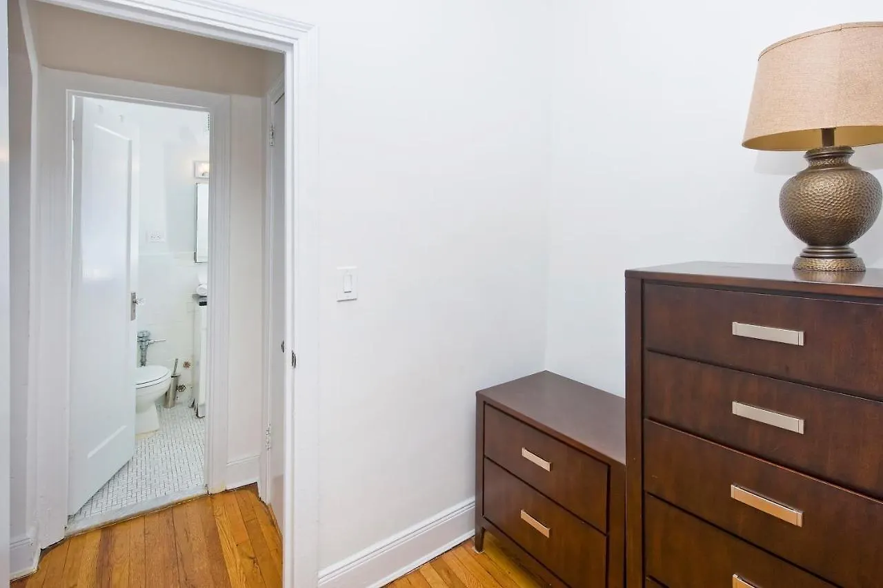 Modern Midtown East Apartments In Nyc New York 0*,